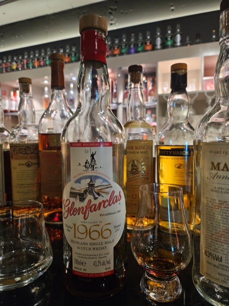Glenfarclas 1966 위스키 사진
