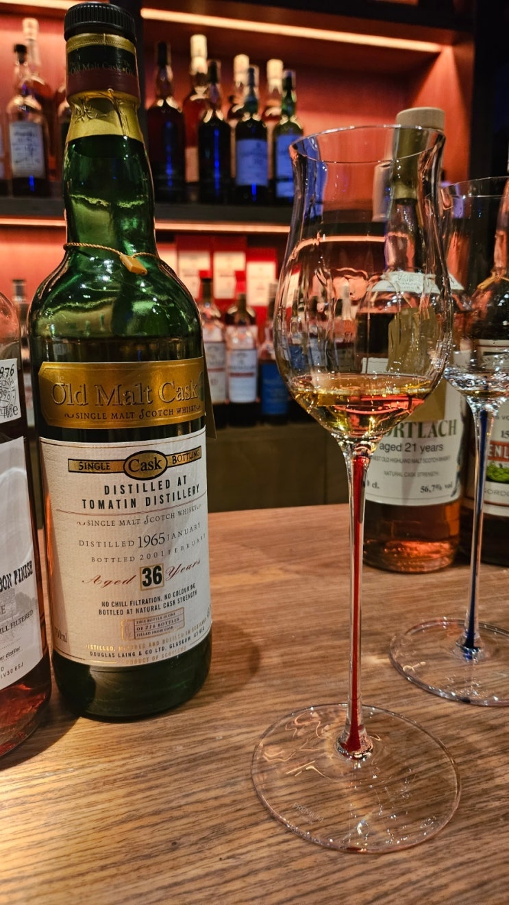 OMC Tomatin 1965 36 Year Old 위스키 사진
